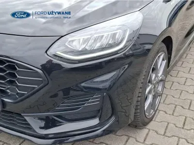 CZARNY HATCHBACK FORD FIESTA z 2023 r., BENZYNA, skrzynia biegów MANUALNA 74KM, zdjęcie 5 z 27