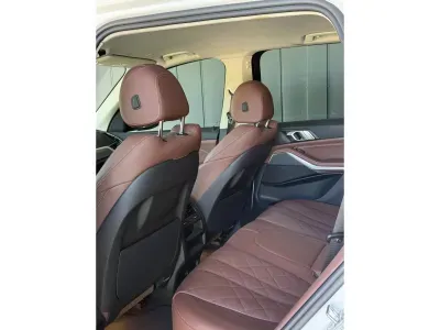 BIAŁY SUV BMW X5 z 2022 r., BENZYNA, skrzynia biegów AUTOMATYCZNA 333KM, zdjęcie 6 z 13
