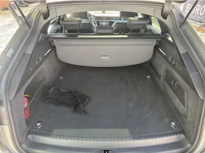 SZARY KOMBI AUDI A6 z 2022 r., HYBRYDA/BENZYNA, skrzynia biegów AUTOMATYCZNA 367KM, zdjęcie 17 z 19