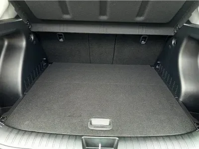 NIEBIESKI SUV HYUNDAI KONA z 2025 r., HYBRYDA/BENZYNA, skrzynia biegów AUTOMATYCZNA 129KM, zdjęcie 4 z 17