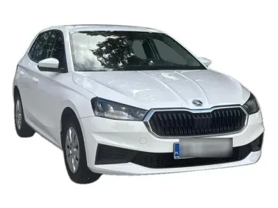 BIAŁY HATCHBACK SKODA FABIA z 2023 r., BENZYNA, skrzynia biegów MANUALNA 110KM, zdjęcie 18 z 19