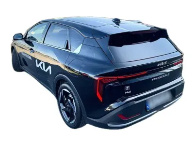 CZARNY HATCHBACK KIA K4 z 2025 r., BENZYNA, skrzynia biegów AUTOMATYCZNA 110KM, zdjęcie 18 z 21
