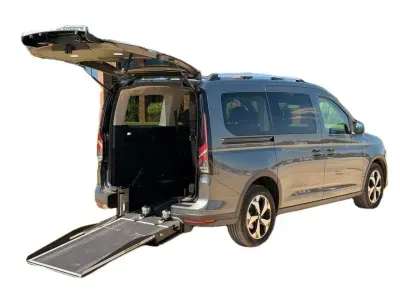 SZARY VAN FORD TOURNEO CONNECT z 2024 r., DIESEL, skrzynia biegów MANUALNA 90KM, zdjęcie 25 z 27