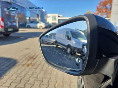 CZARNY HATCHBACK FORD FOCUS z 2023 r., BENZYNA, skrzynia biegów MANUALNA 92KM, zdjęcie 19 z 29