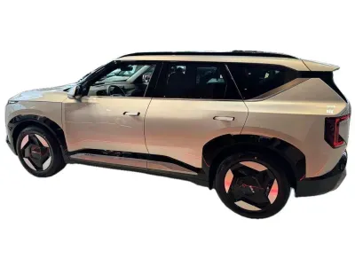 SREBRNY SUV KIA EV5 z 2025 r., ELEKTRYCZNY, skrzynia biegów AUTOMATYCZNA 160KM, zdjęcie 13 z 22