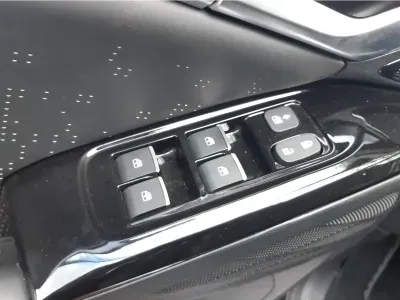 SZARY SUV JAC JS6 z 2026 r., BENZYNA, skrzynia biegów AUTOMATYCZNA 174KM, zdjęcie 6 z 6