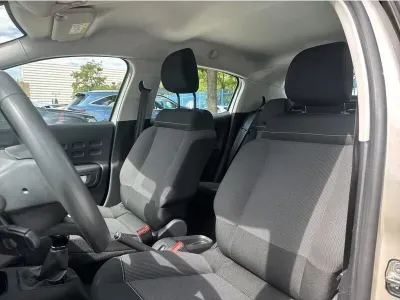 BEŻOWY HATCHBACK CITROEN C3 z 2023 r., BENZYNA, skrzynia biegów MANUALNA 83KM, zdjęcie 11 z 19