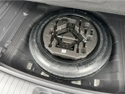 SZARY SUV KIA SELTOS z 2026 r., BENZYNA, skrzynia biegów AUTOMATYCZNA 133KM, zdjęcie 5 z 22