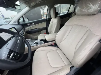 SZARY SUV KIA SPORTAGE z 2026 r., HYBRYDA/BENZYNA, skrzynia biegów AUTOMATYCZNA 176KM, zdjęcie 11 z 25