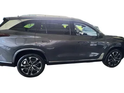 SZARY SUV MG S9 z 2026 r., HYBRYDA/BENZYNA, skrzynia biegów AUTOMATYCZNA 299KM, zdjęcie 19 z 19