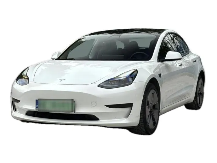 BIAŁY SEDAN TESLA MODEL 3 z 2023 r., ELEKTRYCZNY, skrzynia biegów AUTOMATYCZNA 306KM, zdjęcie główne