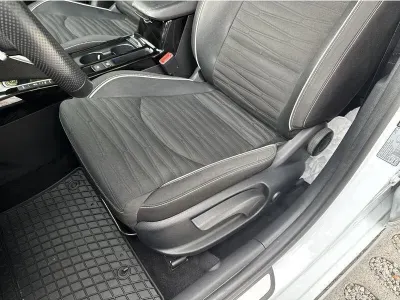 BIAŁY KOMBI KIA PROCEED z 2023 r., BENZYNA, skrzynia biegów AUTOMATYCZNA 160KM, zdjęcie 6 z 18