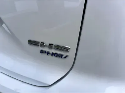 CZARNY SUV MG HS z 2026 r., HYBRYDA/BENZYNA, skrzynia biegów AUTOMATYCZNA 272KM, zdjęcie 14 z 15