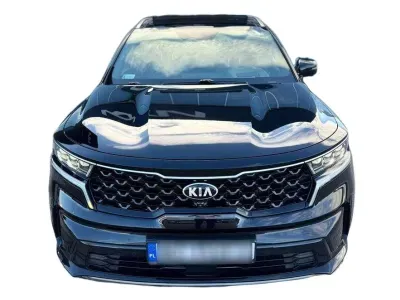 CZARNY SUV KIA SORENTO z 2021 r., HYBRYDA/BENZYNA, skrzynia biegów AUTOMATYCZNA 169KM, zdjęcie 6 z 23