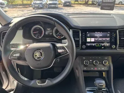 SREBRNY SUV SKODA KODIAQ z 2022 r., BENZYNA, skrzynia biegów AUTOMATYCZNA 150KM, zdjęcie 19 z 19