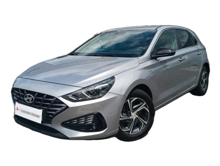 SZARY HATCHBACK HYUNDAI I30 z 2024 r., HYBRYDA/BENZYNA, skrzynia biegów MANUALNA 160KM, zdjęcie główne