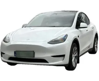 BIAŁY SUV TESLA MODEL Y z 2023 r., ELEKTRYCZNY, skrzynia biegów AUTOMATYCZNA 347KM, zdjęcie główne