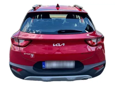 CZERWONY SUV KIA STONIC z 2025 r., BENZYNA, skrzynia biegów MANUALNA 58KM, zdjęcie 19 z 21