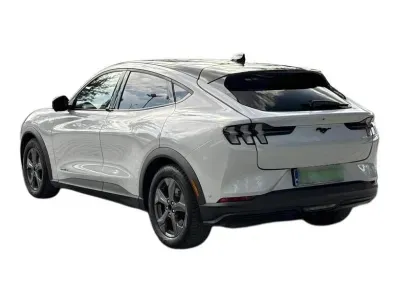 BIAŁY SUV FORD MUSTANG MACH E z 2022 r., ELEKTRYCZNY, skrzynia biegów AUTOMATYCZNA 269KM, zdjęcie 19 z 19
