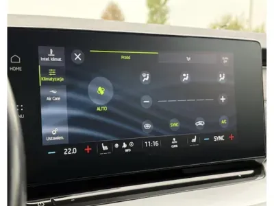 SREBRNY SEDAN SKODA OCTAVIA LIM. z 2023 r., BENZYNA, skrzynia biegów AUTOMATYCZNA 190KM, zdjęcie 13 z 15