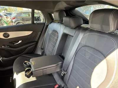 CZARNY SUV MERCEDES CLASE GLC z 2022 r., BENZYNA, skrzynia biegów AUTOMATYCZNA 211KM, zdjęcie 7 z 19
