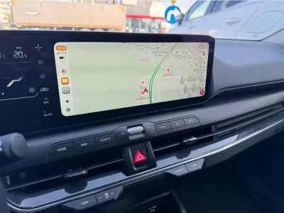 CZARNY HATCHBACK KIA K4 z 2025 r., BENZYNA, skrzynia biegów AUTOMATYCZNA 110KM, zdjęcie 9 z 21