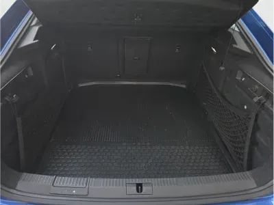NIEBIESKI SEDAN SKODA SUPERB LIM. z 2023 r., BENZYNA, skrzynia biegów AUTOMATYCZNA 190KM, zdjęcie 15 z 20
