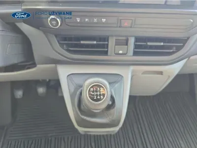 BIAŁY VAN FORD TRANSIT CUSTOM z 2024 r., DIESEL, skrzynia biegów MANUALNA 100KM, zdjęcie 22 z 24
