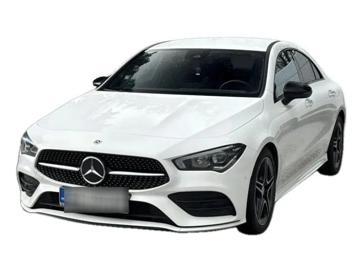 BIAŁY SEDAN MERCEDES CLASE CLA z 2022 r., BENZYNA, skrzynia biegów AUTOMATYCZNA 163KM, zdjęcie główne