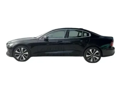 CZARNY SEDAN VOLVO S60 z 2022 r., BENZYNA, skrzynia biegów AUTOMATYCZNA 197KM, zdjęcie 12 z 17