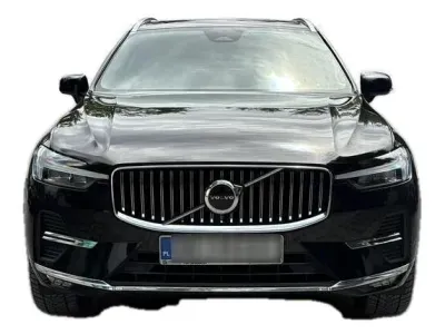 CZARNY SUV VOLVO XC60 z 2023 r., BENZYNA, skrzynia biegów AUTOMATYCZNA 300KM, zdjęcie 13 z 19