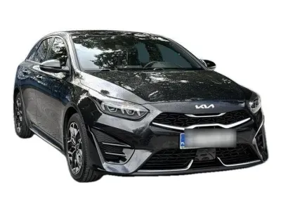CZARNY KOMBI KIA PROCEED z 2023 r., BENZYNA, skrzynia biegów AUTOMATYCZNA 160KM, zdjęcie 16 z 19