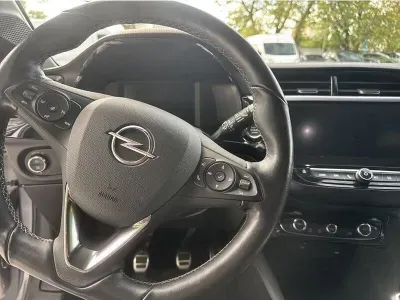 SREBRNY HATCHBACK OPEL CORSA z 2022 r., BENZYNA, skrzynia biegów MANUALNA 101KM, zdjęcie 9 z 19