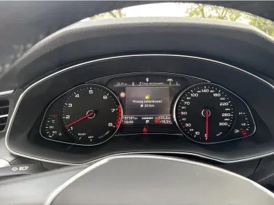 BIAŁY KOMBI AUDI A6 z 2023 r., BENZYNA, skrzynia biegów AUTOMATYCZNA 265KM, zdjęcie 4 z 18