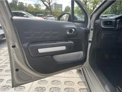 BEŻOWY HATCHBACK CITROEN C3 z 2023 r., BENZYNA, skrzynia biegów MANUALNA 83KM, zdjęcie 7 z 19