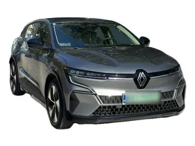 SZARY HATCHBACK RENAULT MEGANE-E-TECH ELECTRIC z 2023 r., ELEKTRYCZNY, skrzynia biegów AUTOMATYCZNA 218KM, zdjęcie 7 z 17