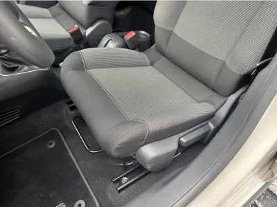 BEŻOWY HATCHBACK CITROEN C3 z 2024 r., BENZYNA, skrzynia biegów AUTOMATYCZNA 110KM, zdjęcie 3 z 19