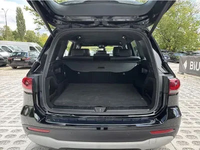 CZARNY SUV MERCEDES CLASE GLB z 2022 r., BENZYNA, skrzynia biegów AUTOMATYCZNA 163KM, zdjęcie 9 z 19