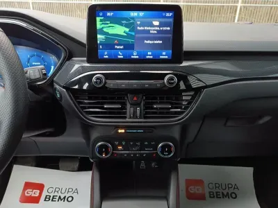 SZARY KOMBI FORD KUGA z 2023 r., BENZYNA, skrzynia biegów AUTOMATYCZNA 120KM, zdjęcie 14 z 16