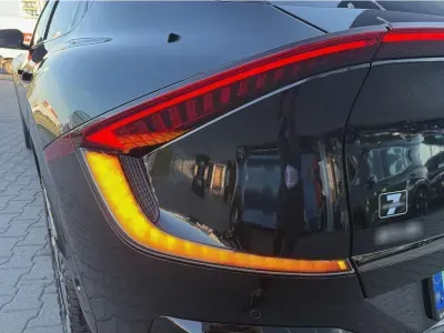 CZARNY SUV KIA EV6 z 2025 r., ELEKTRYCZNY, skrzynia biegów AUTOMATYCZNA 239KM, zdjęcie 34 z 38