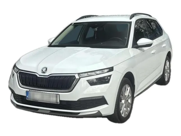 BIAŁY SUV SKODA KAMIQ z 2022 r., BENZYNA, skrzynia biegów AUTOMATYCZNA 110KM, zdjęcie główne