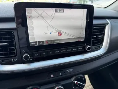CZERWONY SUV KIA STONIC z 2025 r., BENZYNA, skrzynia biegów MANUALNA 58KM, zdjęcie 6 z 21