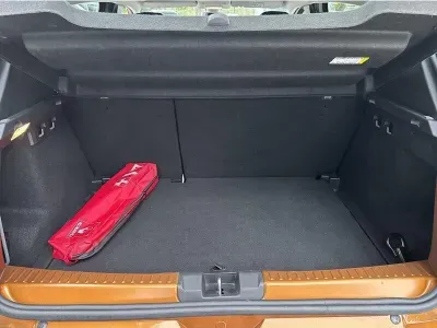 POMARAŃCZOWY HATCHBACK DACIA SANDERO III z 2022 r., BENZYNA, skrzynia biegów MANUALNA 90KM, zdjęcie 6 z 19