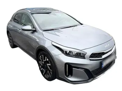 SREBRNY SUV KIA XCEED z 2026 r., BENZYNA, skrzynia biegów AUTOMATYCZNA 110KM, zdjęcie 16 z 21