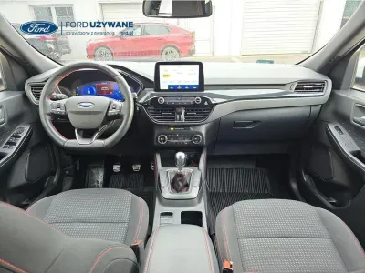 BIAŁY SUV FORD KUGA z 2020 r., BENZYNA, skrzynia biegów MANUALNA 110KM, zdjęcie 12 z 28