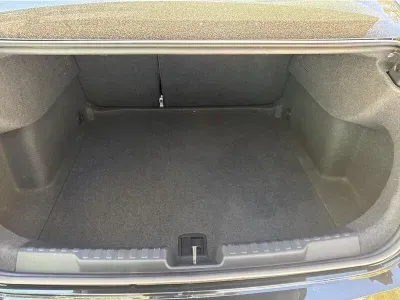 CZARNY SEDAN AUDI A3 z 2024 r., BENZYNA, skrzynia biegów AUTOMATYCZNA 150KM, zdjęcie 2 z 19
