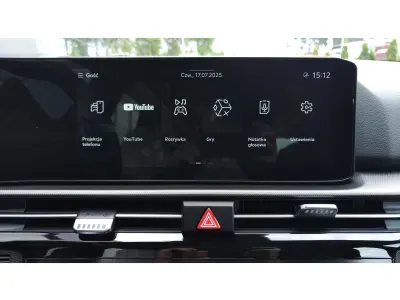 BIAŁY SUV KIA SPORTAGE z 2026 r., BENZYNA, skrzynia biegów MANUALNA 150KM, zdjęcie 13 z 18