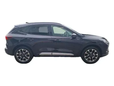 CZARNY SUV FORD KUGA z 2025 r., HYBRYDA/BENZYNA, skrzynia biegów AUTOMATYCZNA 178KM, zdjęcie 10 z 28