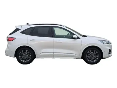 BIAŁY SUV FORD KUGA z 2020 r., BENZYNA, skrzynia biegów MANUALNA 110KM, zdjęcie 25 z 28