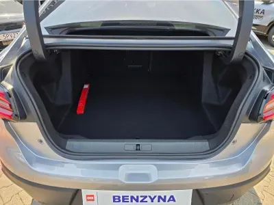 SREBRNY SEDAN CITROEN C4 X z 2024 r., BENZYNA, skrzynia biegów AUTOMATYCZNA 131KM, zdjęcie 13 z 20